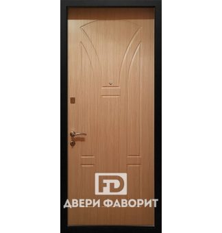 стальная дверь в квартиру для стандартного проёма